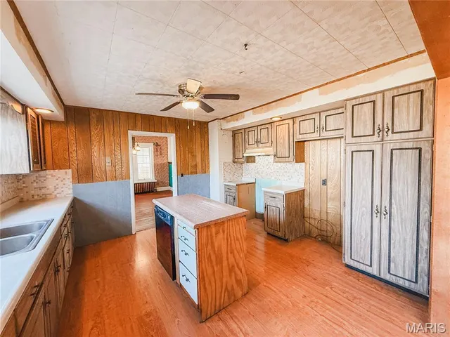 $180,000 | 9305 Highway 51, Ashley, IL 62808