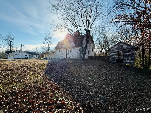 $180,000 | 9305 Highway 51, Ashley, IL 62808