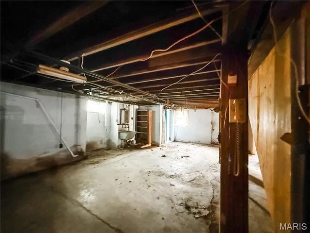 $180,000 | 9305 Highway 51, Ashley, IL 62808