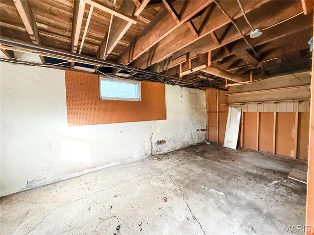 $180,000 | 9305 Highway 51, Ashley, IL 62808