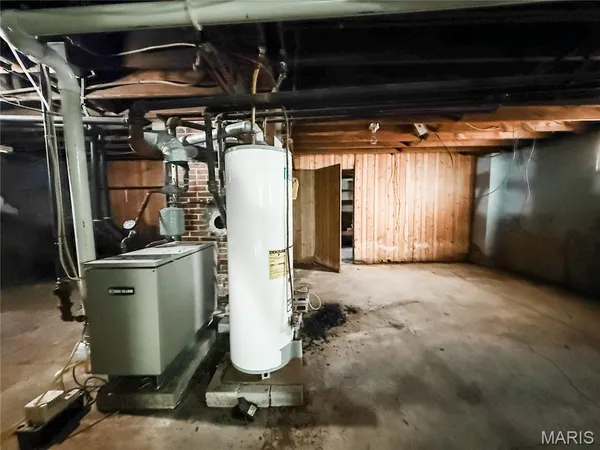 $180,000 | 9305 Highway 51, Ashley, IL 62808