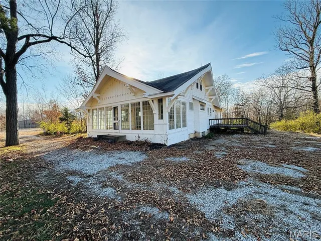 $180,000 | 9305 Highway 51, Ashley, IL 62808