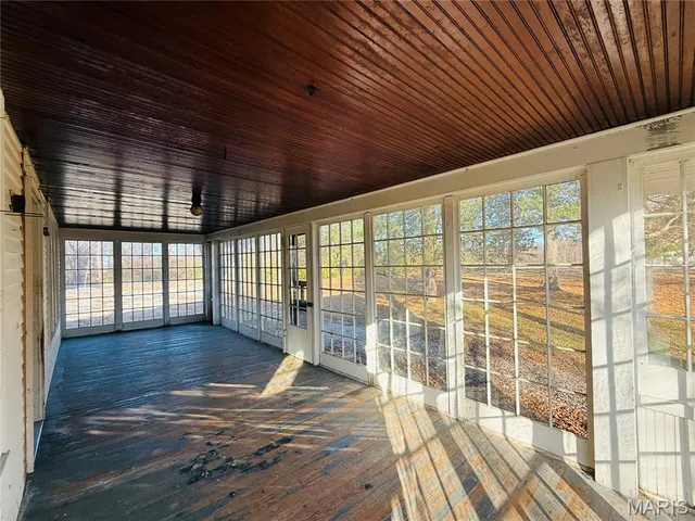 $180,000 | 9305 Highway 51, Ashley, IL 62808