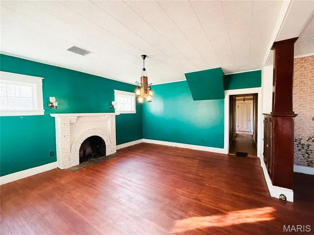 $180,000 | 9305 Highway 51, Ashley, IL 62808