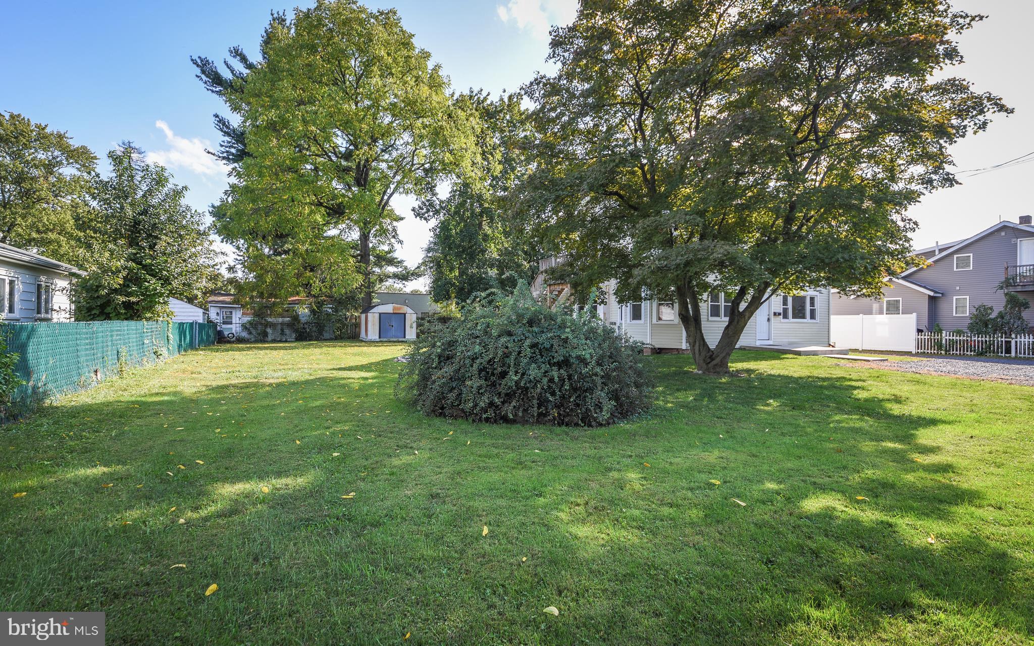 1206 State Rd. Croydon, PA 19021 - Photo 35 of 35 Large Yard