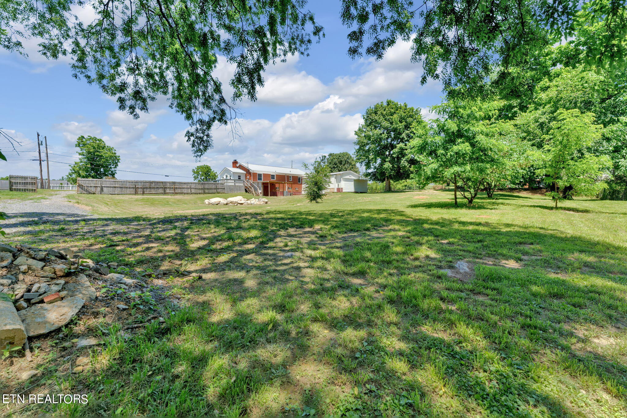 1154 Joe Hall Road Morristown, TN 37813 - Photo 47 of 60 1154 56
