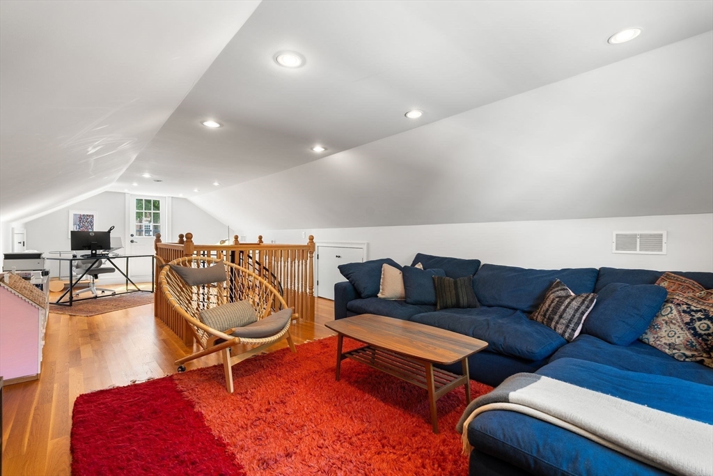 95 Green Street, Unit 2 Boston, MA 02130 - Photo 31 of 40 Gallery Image 31