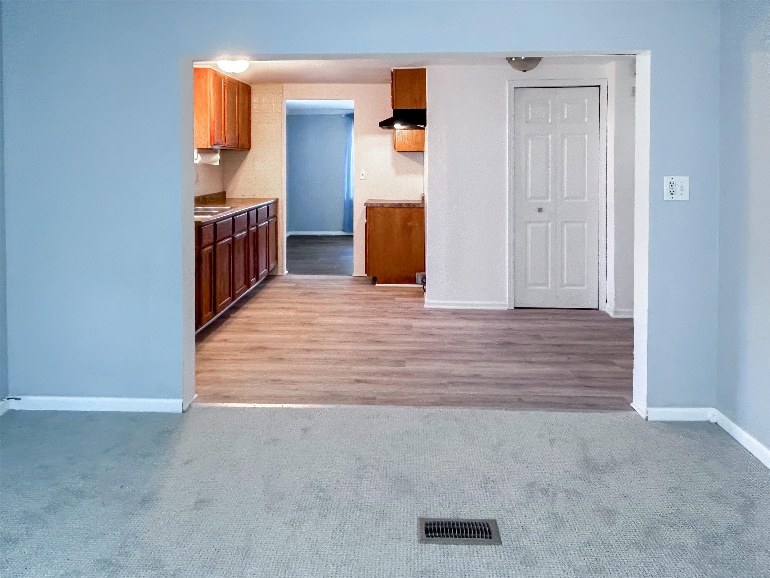 4140 Risedorph Street Burton, MI 48509 - Photo 7 of 15