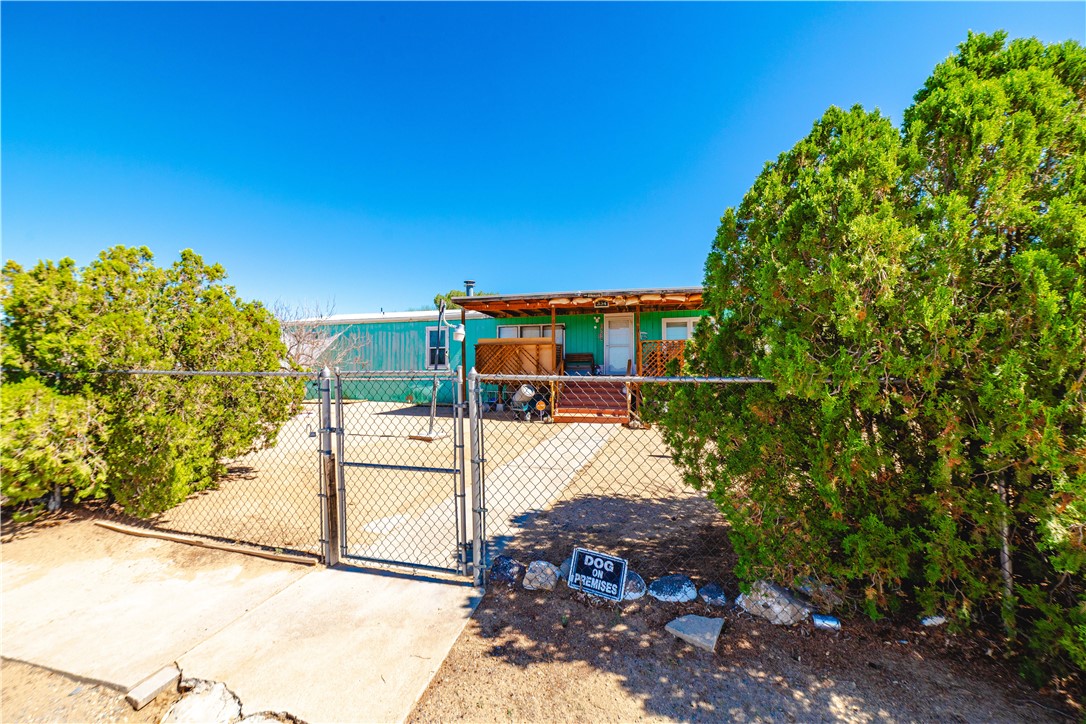 354 South Hano Road Golden Valley, AZ 86413 - Photo 2 of 57 Front of Structure