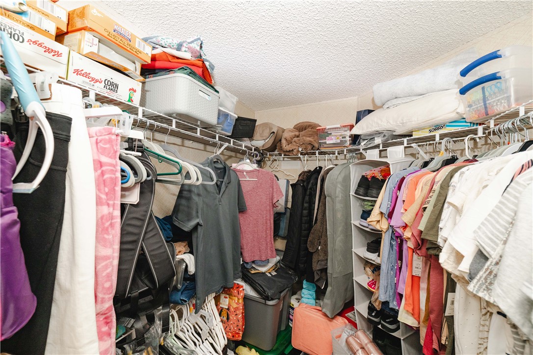 354 South Hano Road Golden Valley, AZ 86413 - Photo 26 of 57 Closet