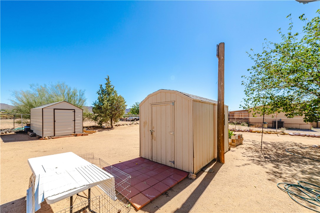 354 South Hano Road Golden Valley, AZ 86413 - Photo 41 of 57 Out Buildings