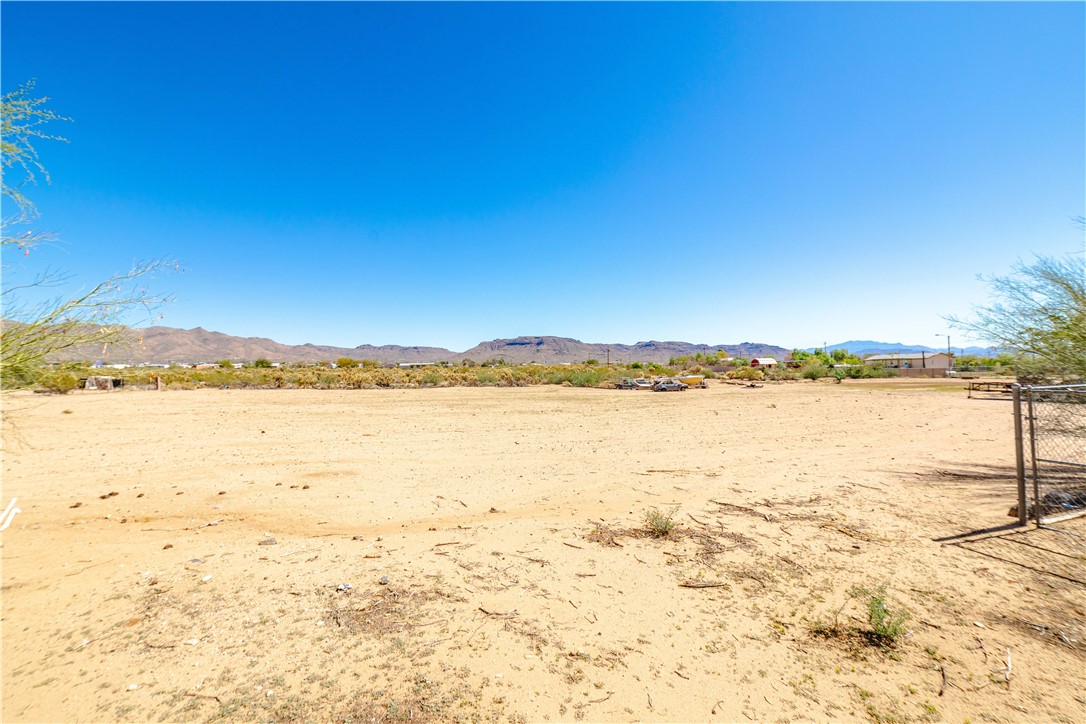 354 South Hano Road Golden Valley, AZ 86413 - Photo 46 of 57 View