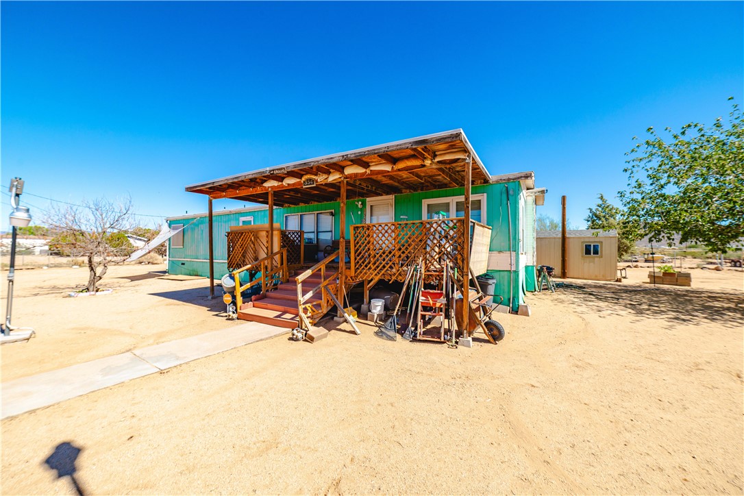 354 South Hano Road Golden Valley, AZ 86413 - Photo 6 of 57 Out Buildings
