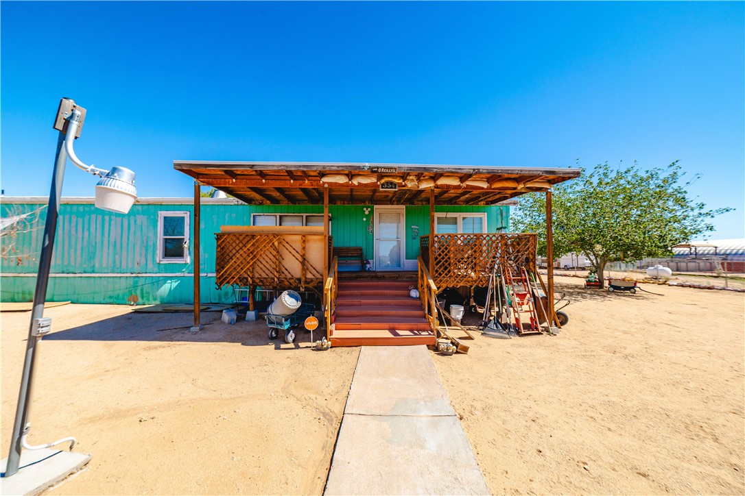 354 South Hano Road Golden Valley, AZ 86413 - Photo 7 of 57 Front of Structure