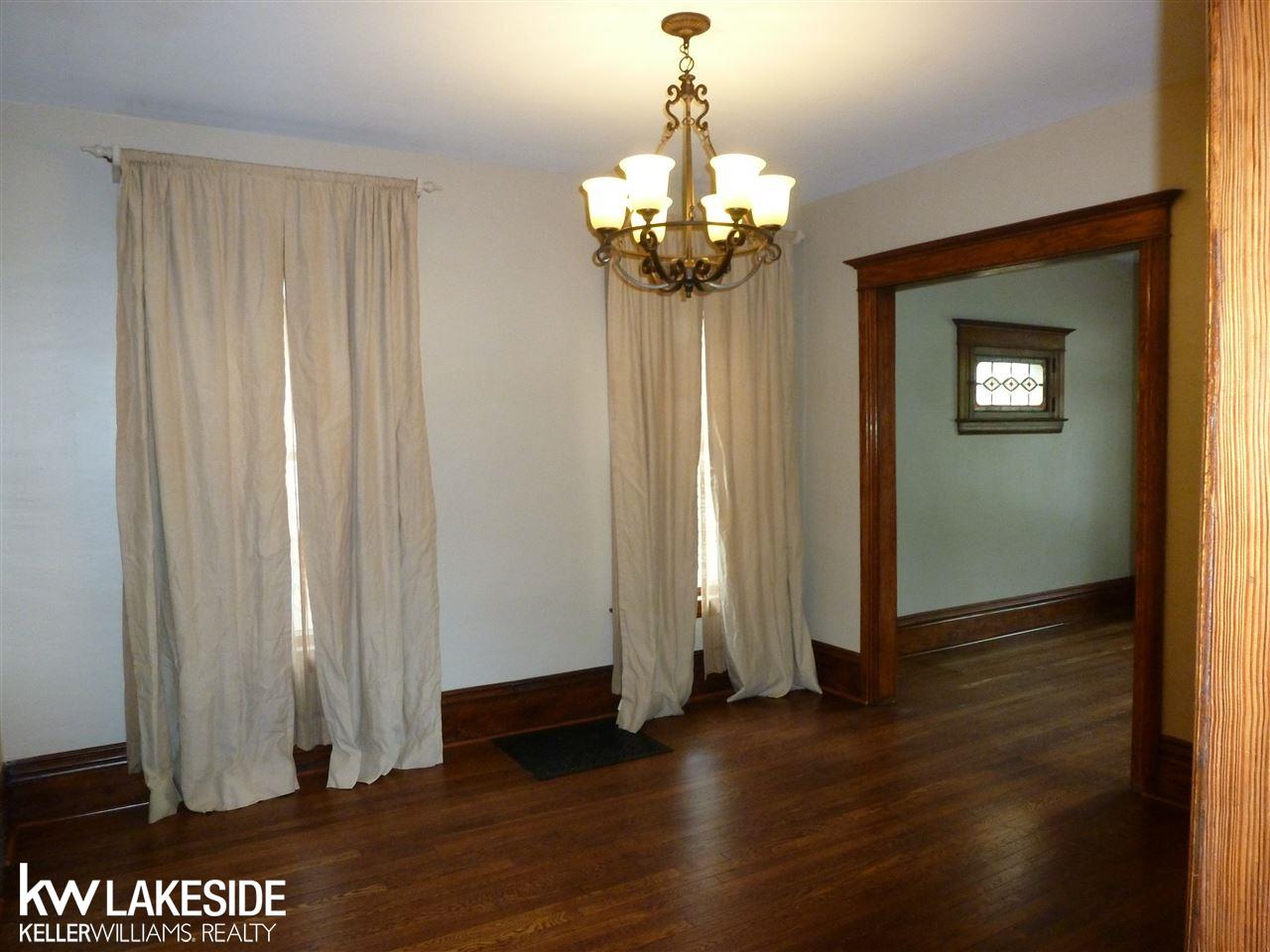 201 Pine Street Rochester, MI 48307 - Photo 8 of 43