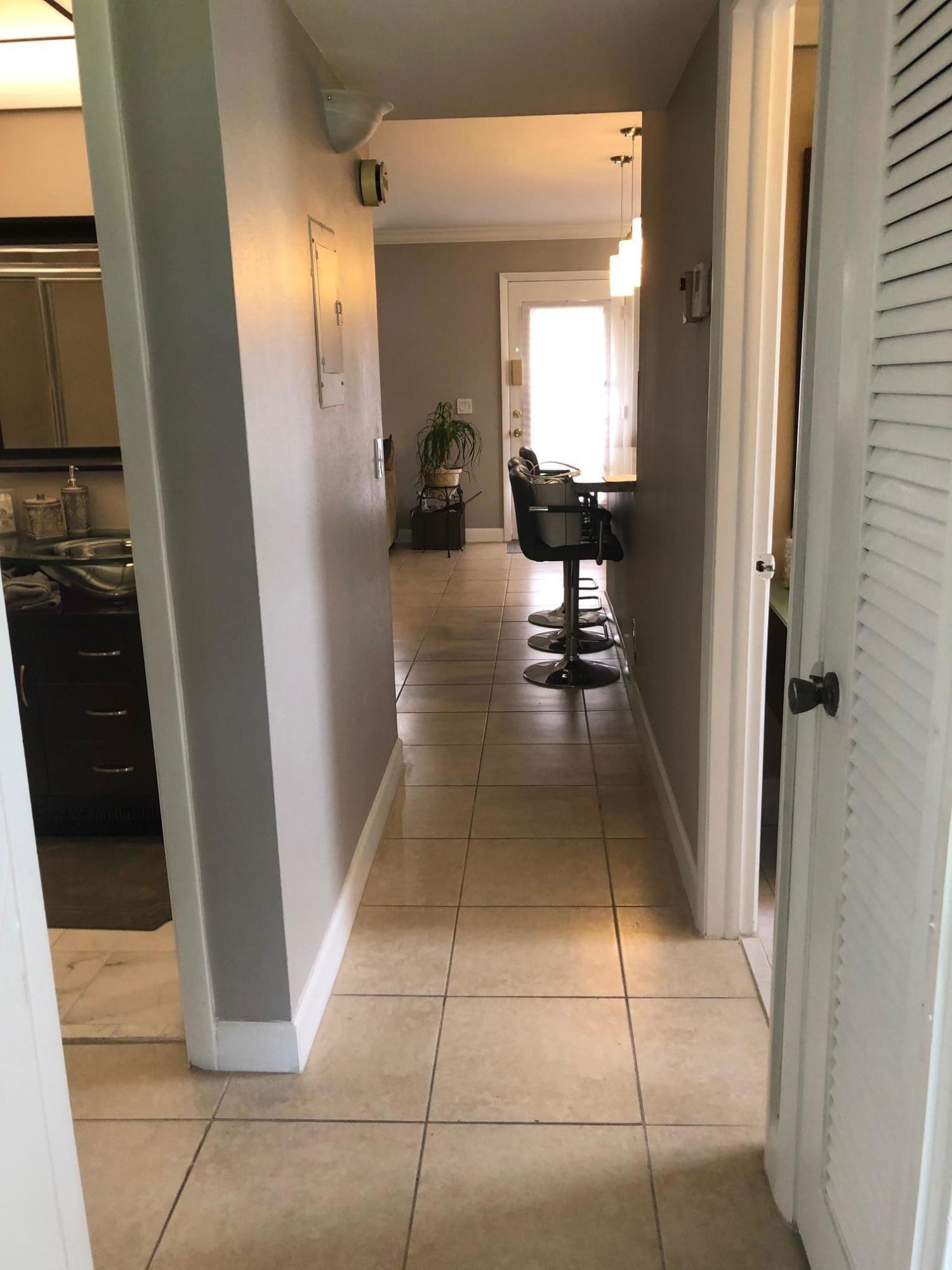 320 Capri G Delray Beach, FL 33484 - Photo 19 of 24 IMG_5006