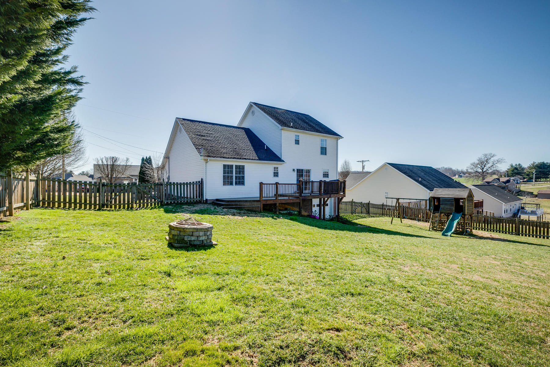 549 Walkers Bend Road Gray, TN 37615 - Photo 38 of 44 039