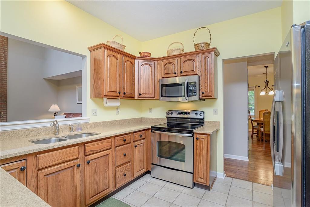14462 Cherry Ridge Road Carmel, IN 46033 - Photo 12 of 39 Gallery Image 12