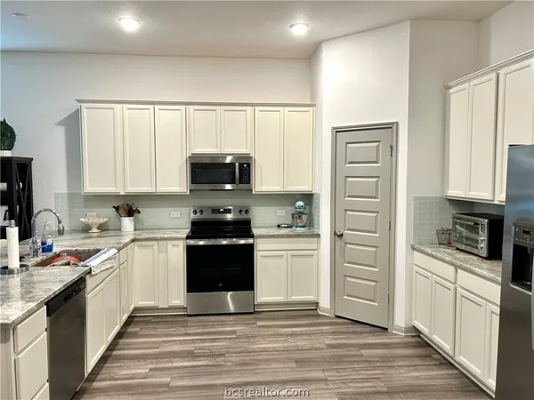 $2,700 | 1903 Taggart Trail, Bryan, TX 77807