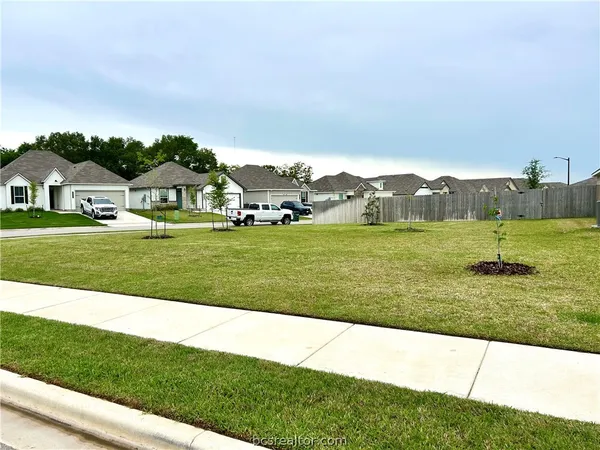 $2,700 | 1903 Taggart Trail, Bryan, TX 77807
