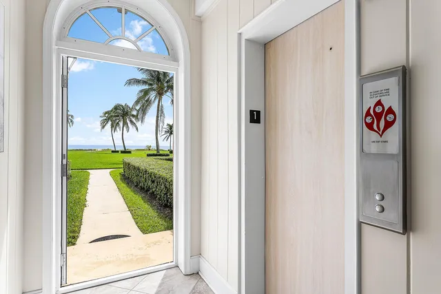 $1,275,000 | 2103 South Ocean Boulevard, Unit 4B, Delray Beach, FL 33483