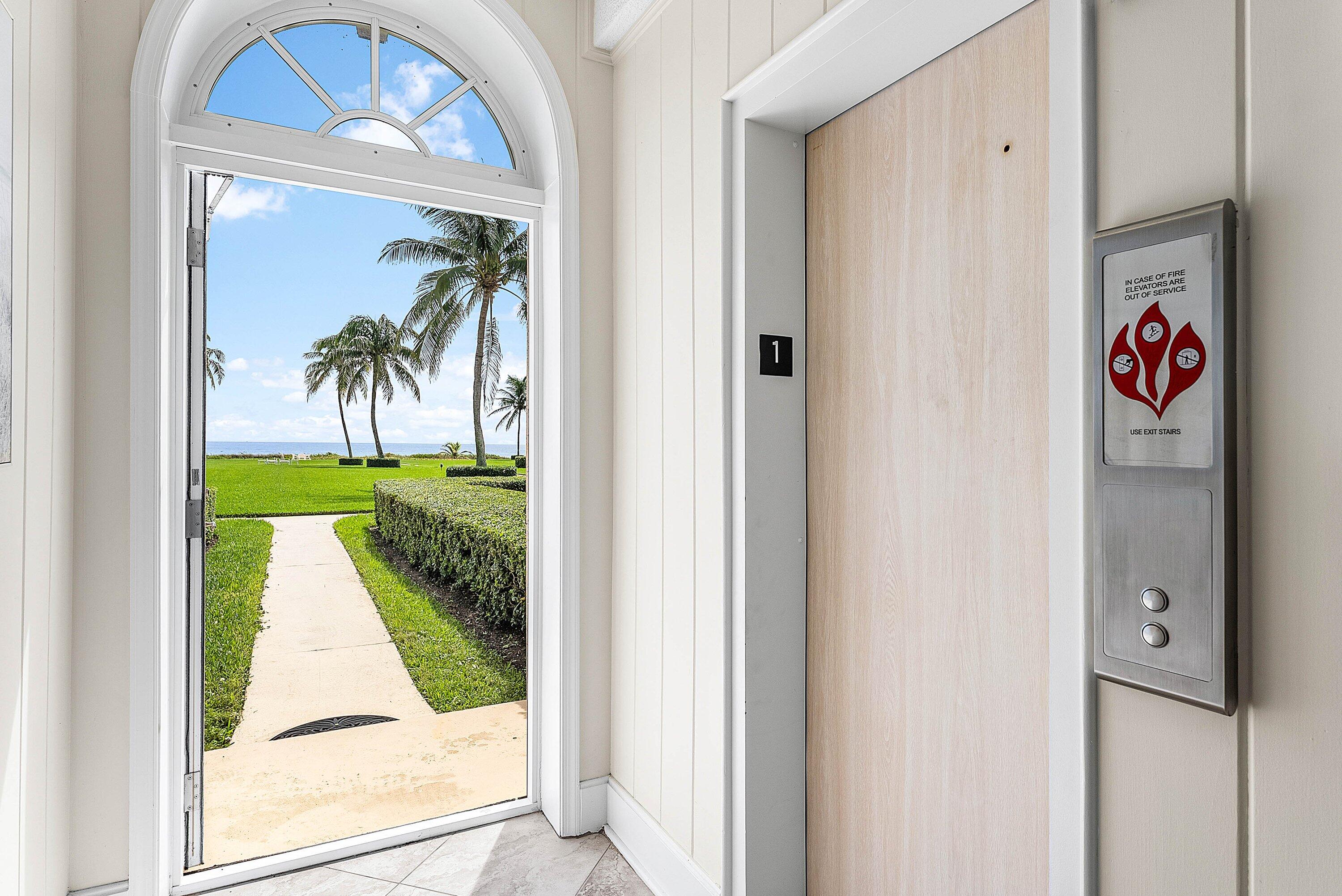 2103 South Ocean Boulevard, Unit 4B Delray Beach, FL 33483 - Photo 25 of 46 a view of living room