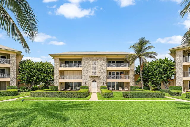 $1,275,000 | 2103 South Ocean Boulevard, Unit 4B, Delray Beach, FL 33483