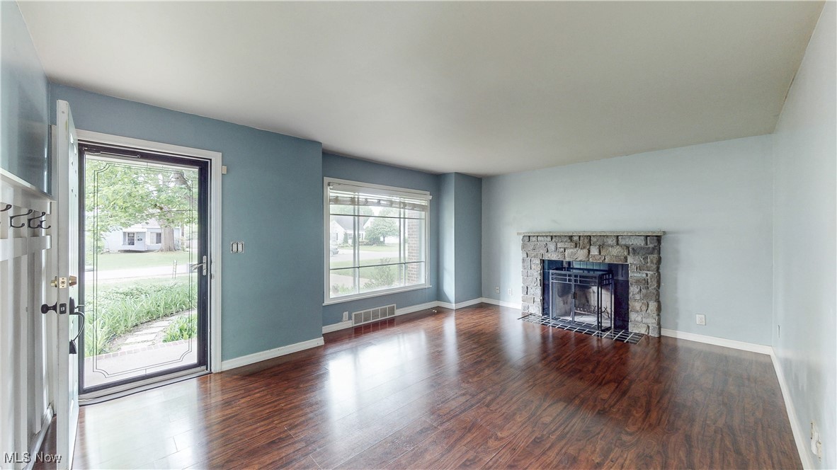 1945 Stabler Road Akron, OH 44313 - Photo 8 of 45