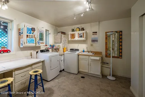 $529,000 | 41 Prater Circle, Star Valley Ranch, WY 83127