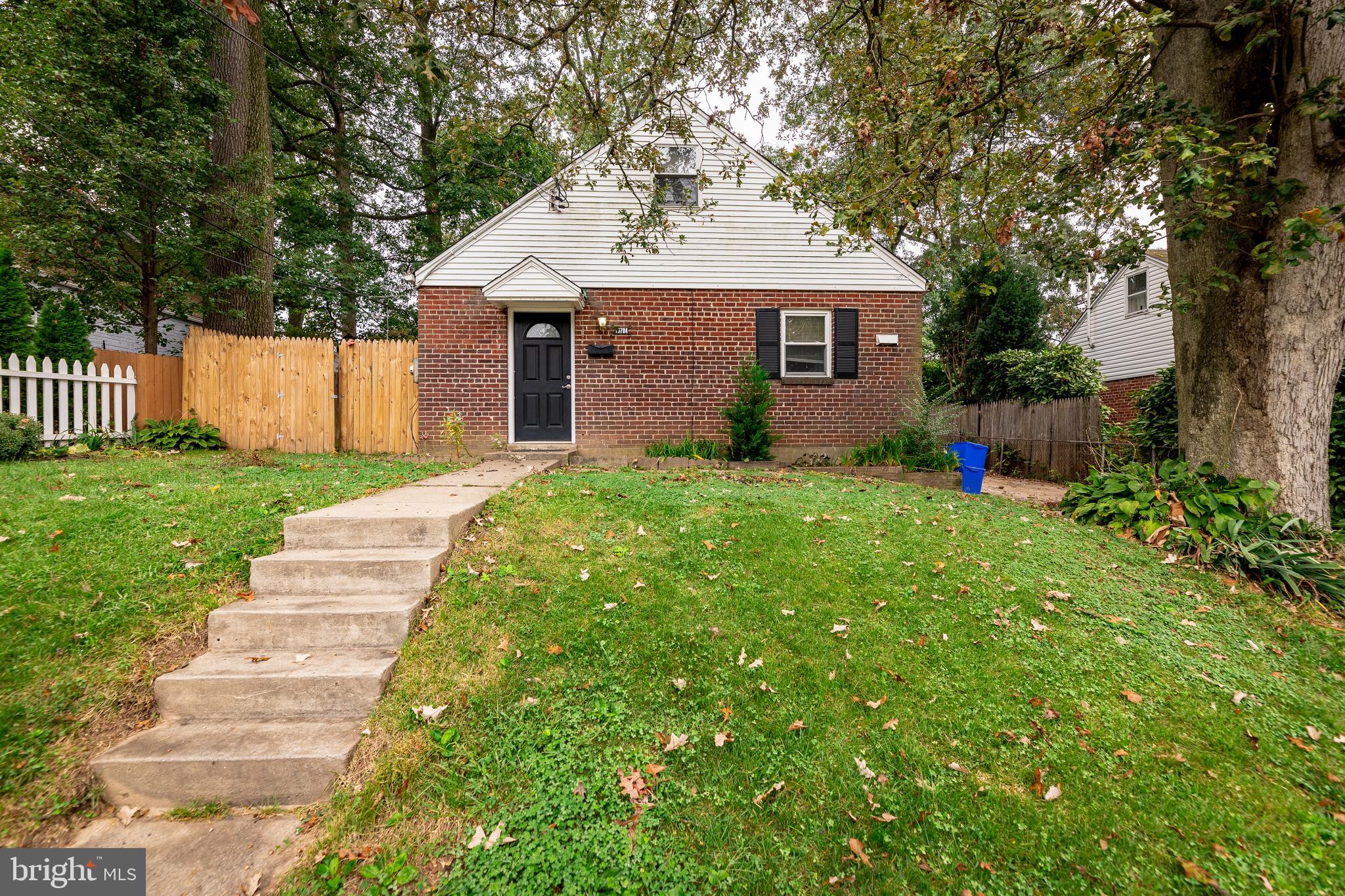 10704 Inwood Avenue Silver Spring, MD 20902 - Photo 2 of 21 Gallery Image 2