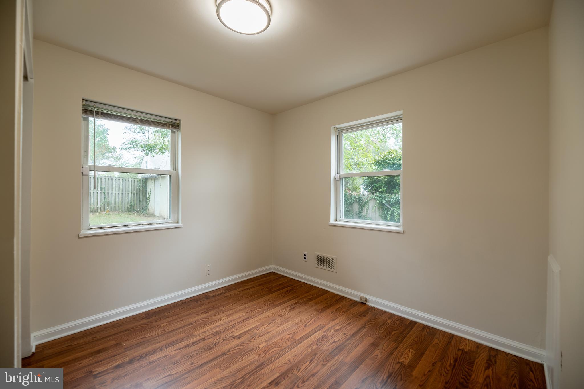 10704 Inwood Avenue Silver Spring, MD 20902 - Photo 8 of 21 Gallery Image 8