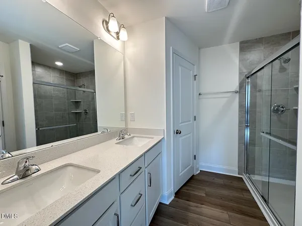 $1,895 | 931 Kensley Grv Lane, Fuquay-Varina, NC 27526