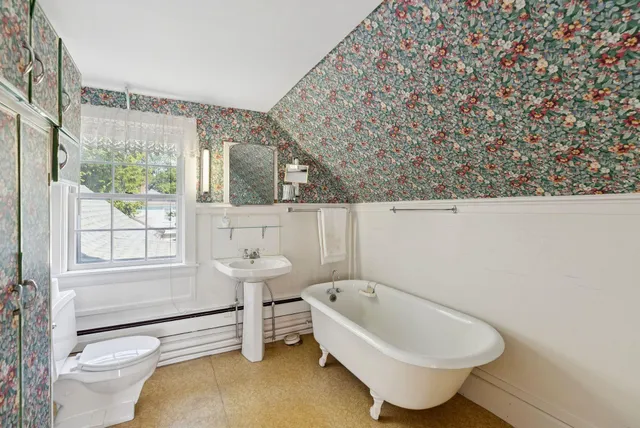 $237,000 | 49 Sewall Street, Augusta, ME 04330