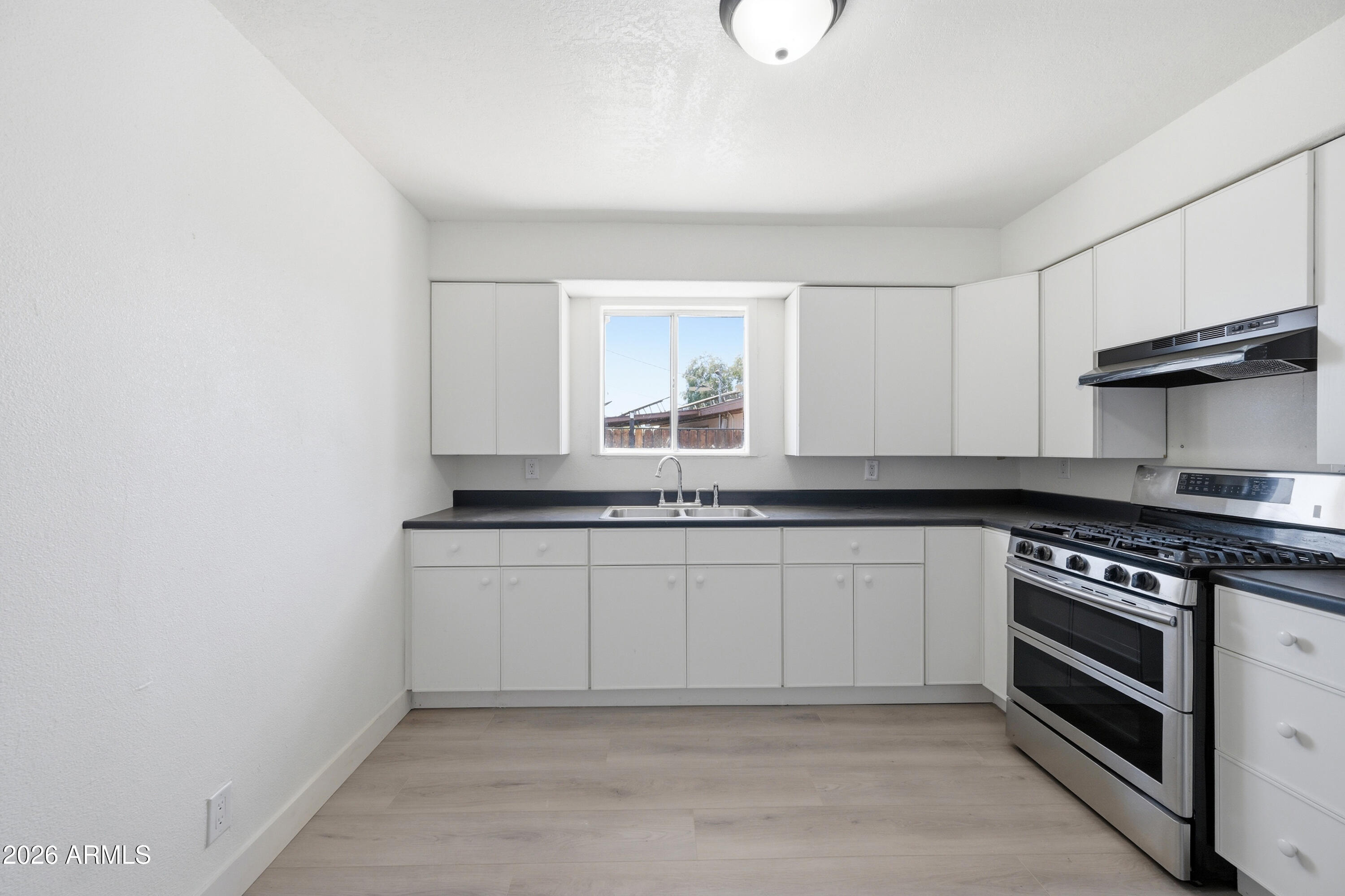 211 West Maricopa Road Buckeye, AZ 85326 - Photo 10 of 30 9_dsc_6938