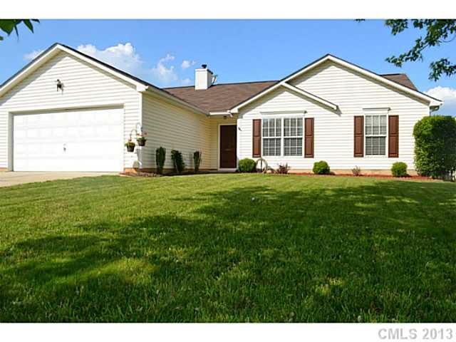 1092 Chapel Creek Road, Unit 38 Concord, NC 28025 - Photo 2 of 14