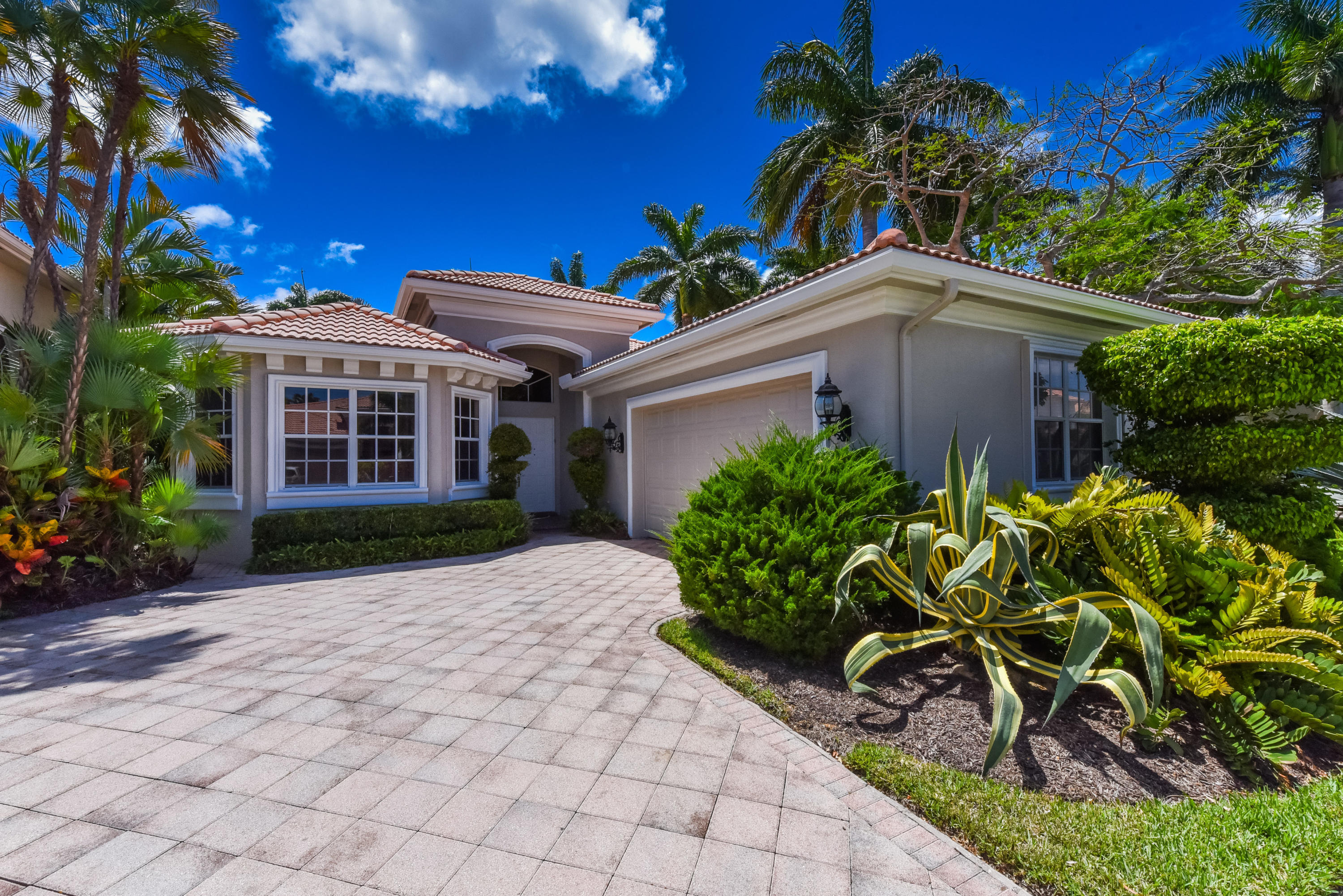 4075 Briarcliff Circle Boca Raton, FL 33496 - Photo 3 of 53 Front View 3