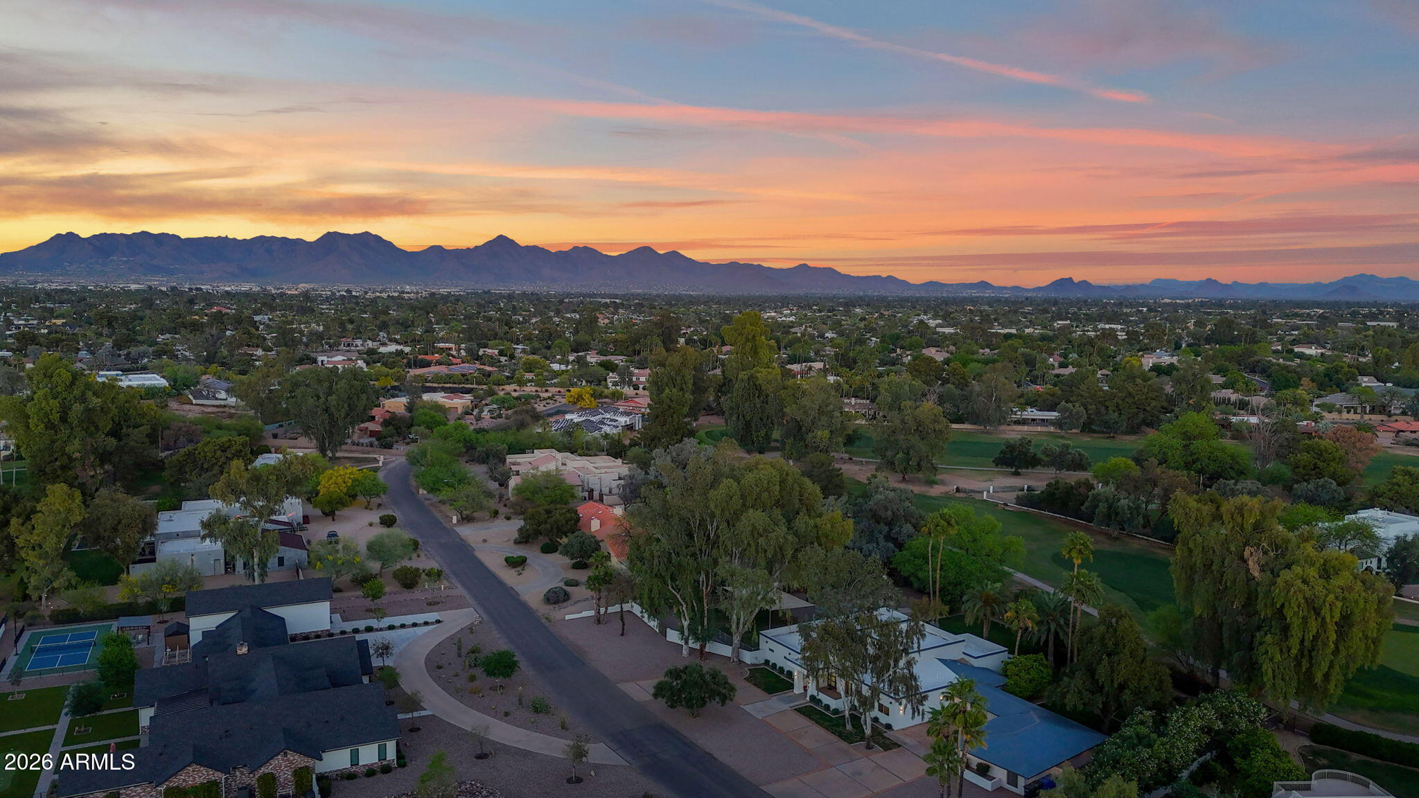 11813 North Blackheath Road Scottsdale, AZ 85254 - Photo 55 of 55 a view of a city with mountain view
