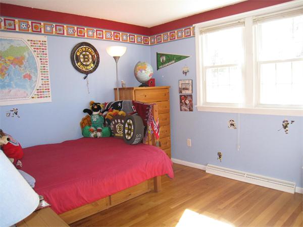 89 Robin Hill Road Chelmsford, MA 01824 - Photo 15 of 24 Gallery Image 15