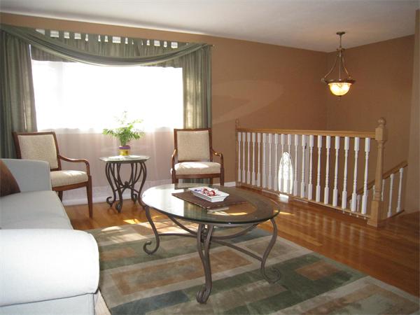 89 Robin Hill Road Chelmsford, MA 01824 - Photo 9 of 24 Gallery Image 9