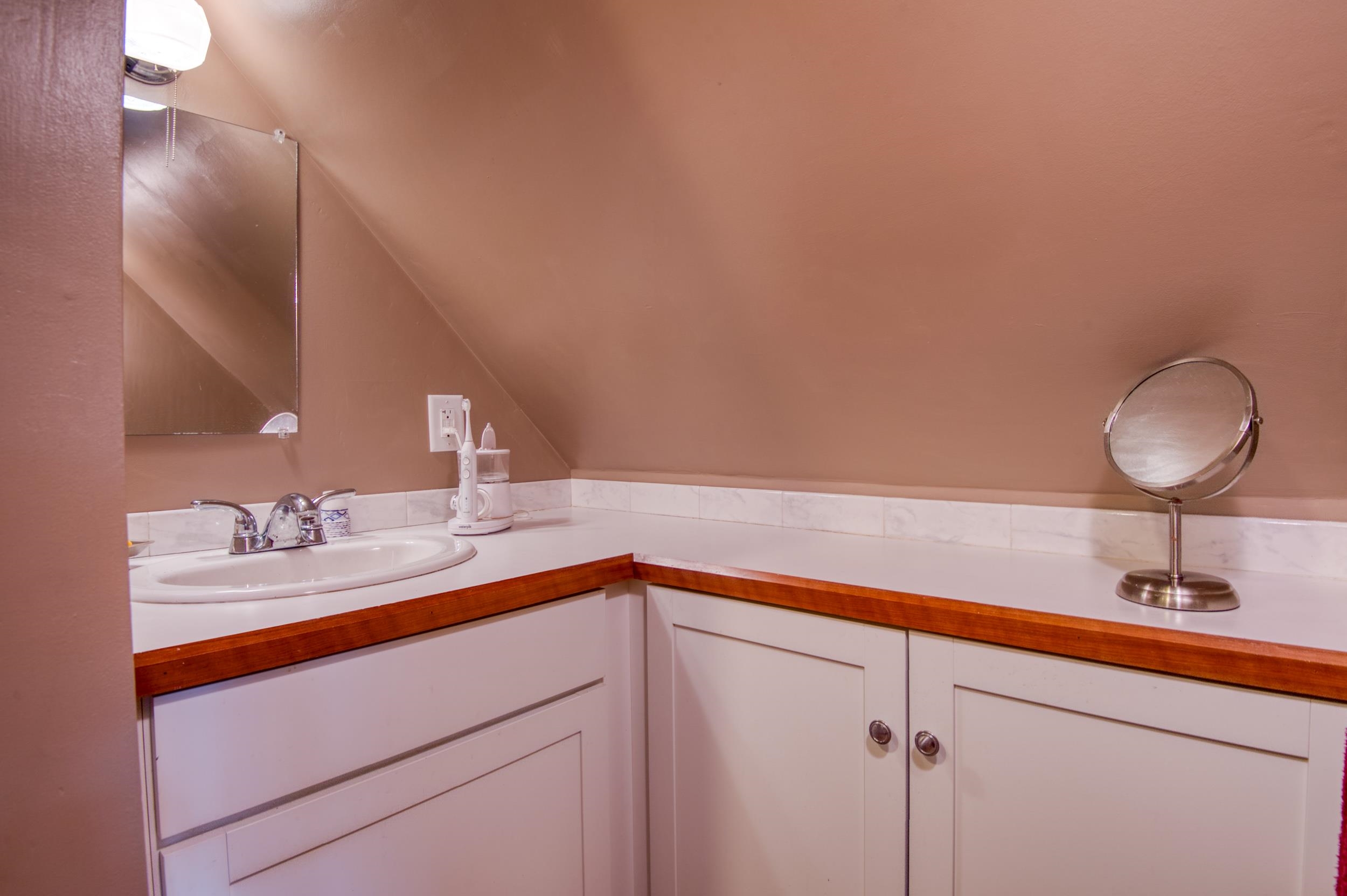 173 Sweeney Road Lisbon, NH 03585 - Photo 20 of 40
