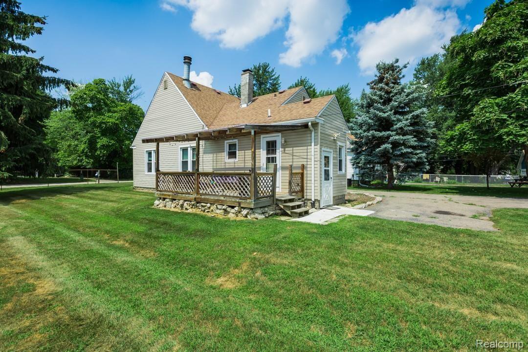 3179 Martell Street Rochester, MI 48309 - Photo 19 of 26 AB6A9792.jpg