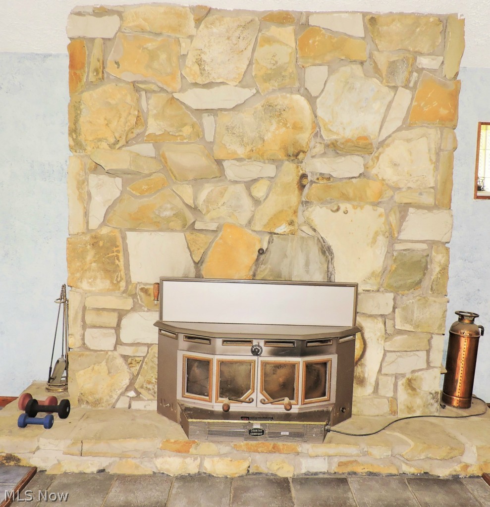 451 Meadowlane Road Independence, OH 44131 - Photo 18 of 25 wood burning stove
