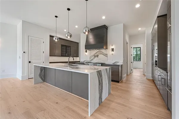 $1,445,000 | 8200 Main Street, Unit 1208, Woodstock, GA 30188