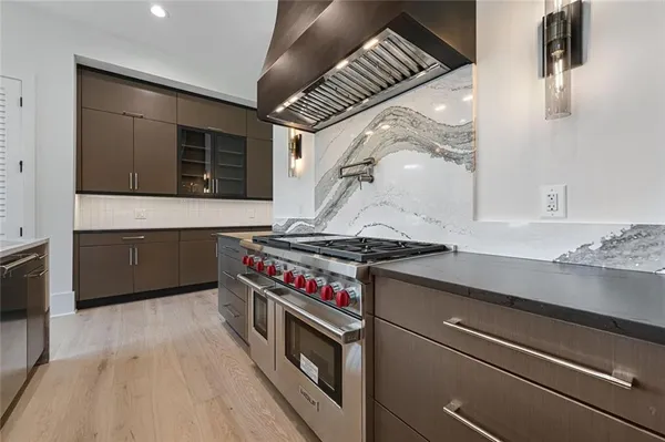 $1,445,000 | 8200 Main Street, Unit 1208, Woodstock, GA 30188