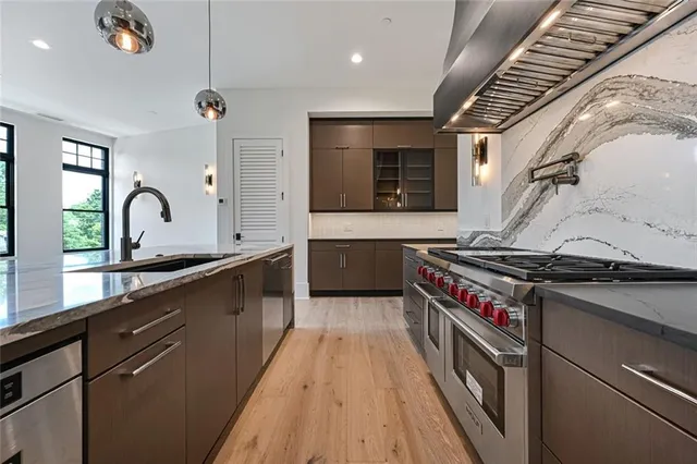 $1,445,000 | 8200 Main Street, Unit 1208, Woodstock, GA 30188