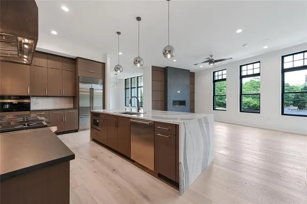 $1,445,000 | 8200 Main Street, Unit 1208, Woodstock, GA 30188