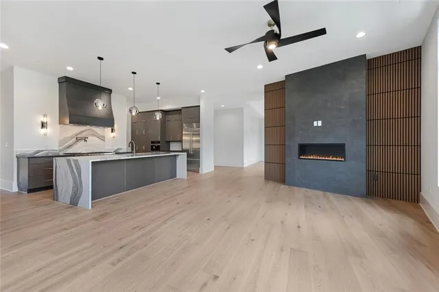 $1,445,000 | 8200 Main Street, Unit 1208, Woodstock, GA 30188