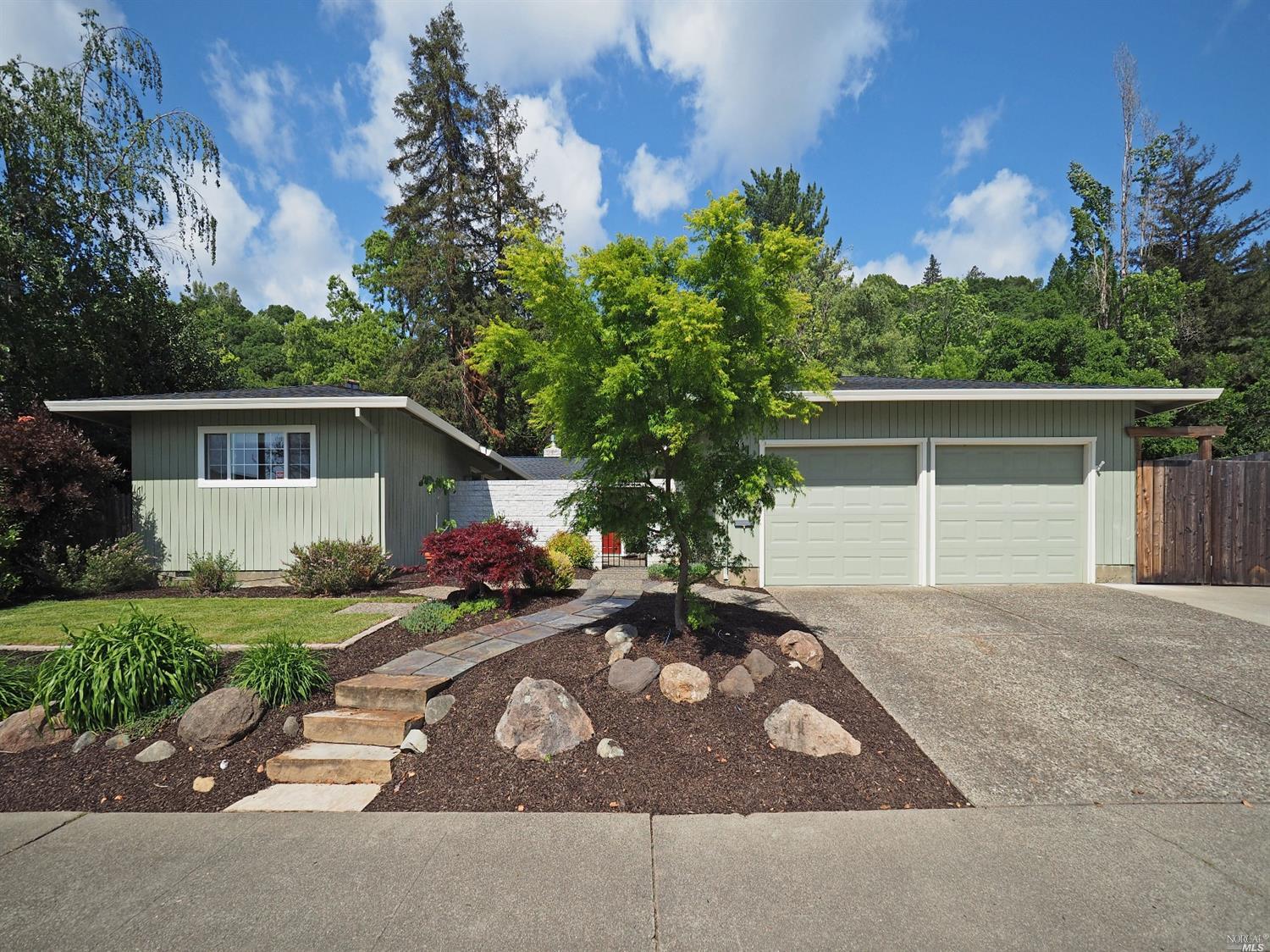 1811 East Foothill Drive Santa Rosa, CA 95404 - Photo 1 of 1 Gallery Image 1