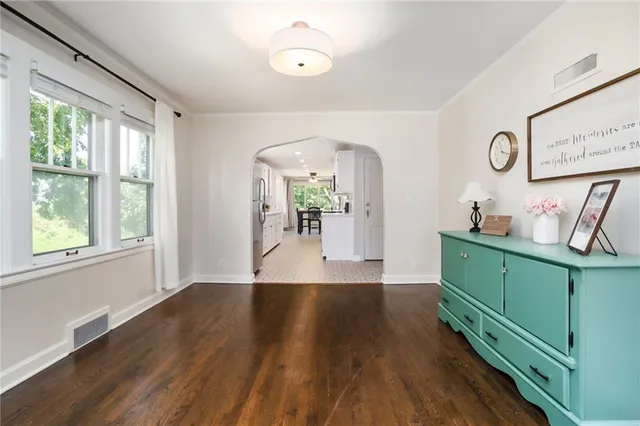 $335,000 | 3210 Steele Road, Kansas City, KS 66106