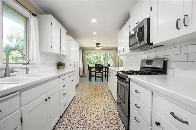 $335,000 | 3210 Steele Road, Kansas City, KS 66106